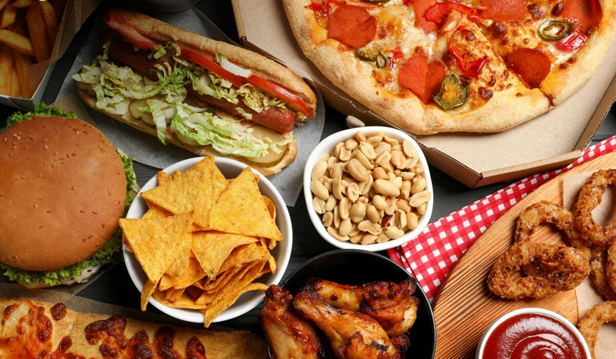 Makanan Penyebab Jerawat yang Perlu Dibatasi